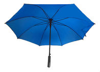 Automáticos azules abren el paraguas cercano, manija recta de Eva del paraguas sólido del palillo proveedor