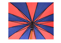 El paraguas de madera ligero 26 del palillo avanza lentamente el eje de madera de 14m m a prueba de viento proveedor